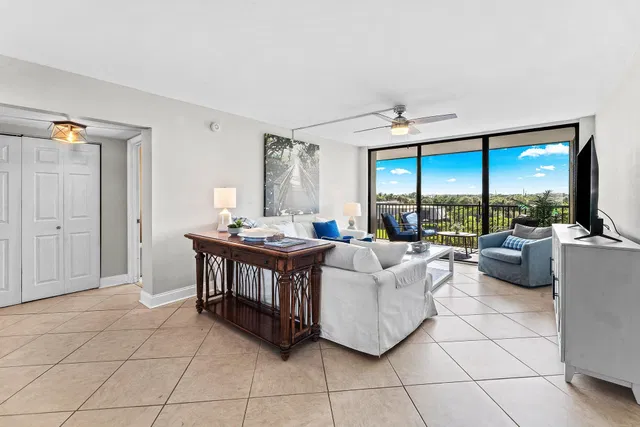 Admirals Cove Unit M1-404 photo 10