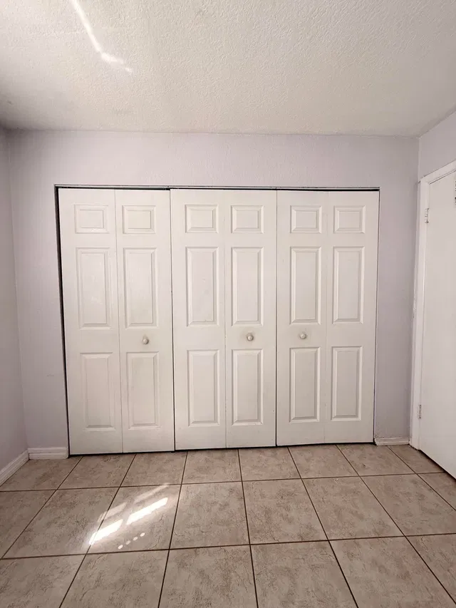 Residence photo 12