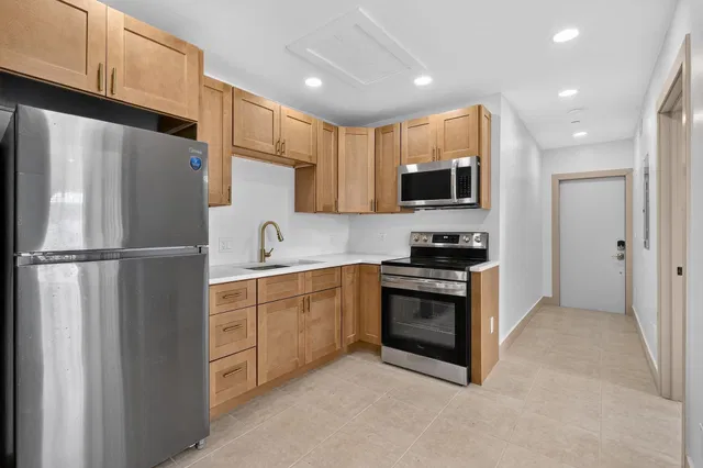 Residence photo 5