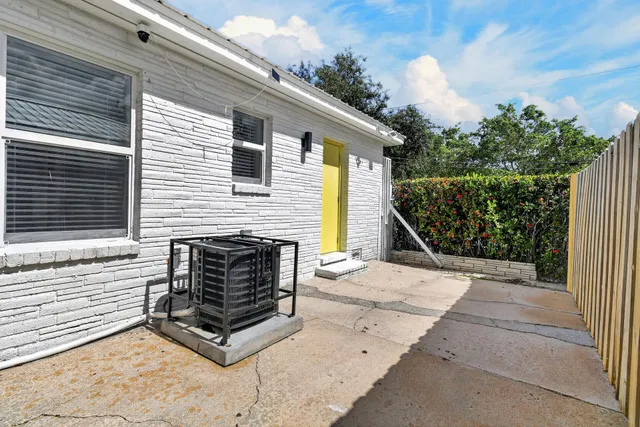 Residence photo 21