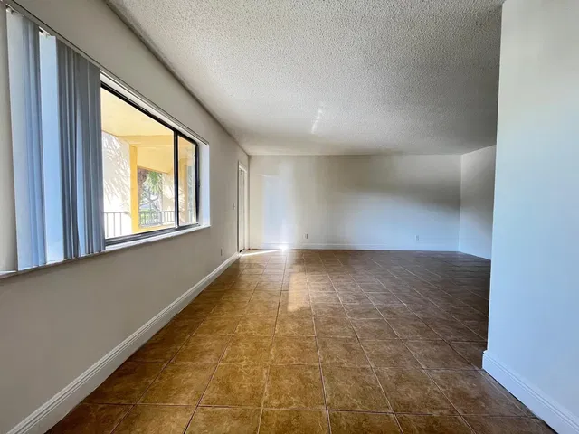 Residence photo 21