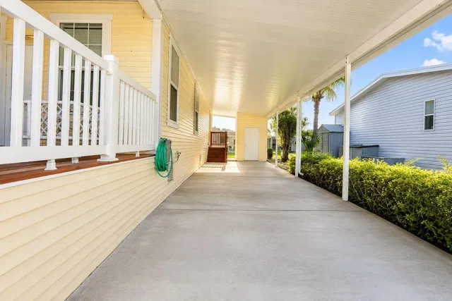 Residence photo 6