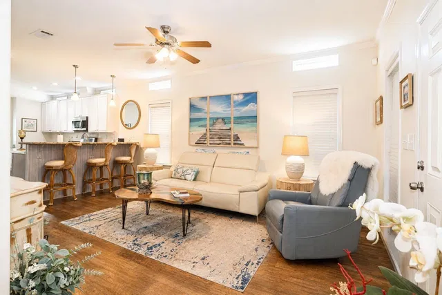 Residence photo 9