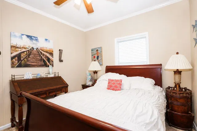 Residence photo 19