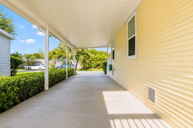 Residence photo 24
