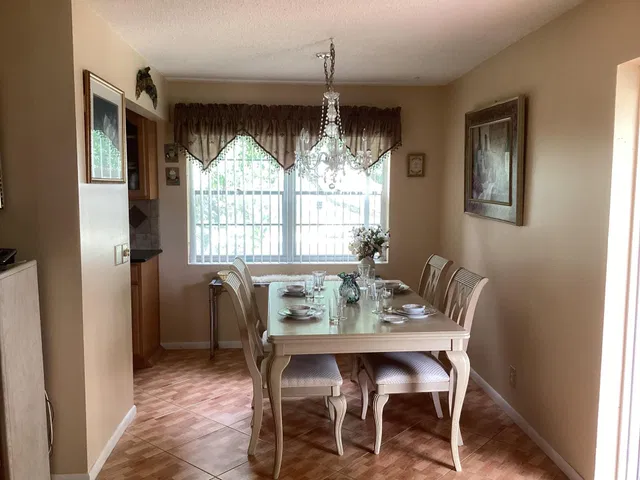  Unit 208 photo 5