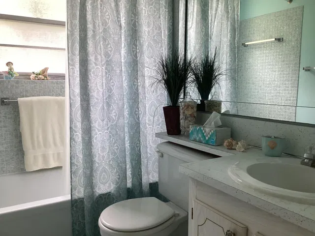  Unit 208 photo 18