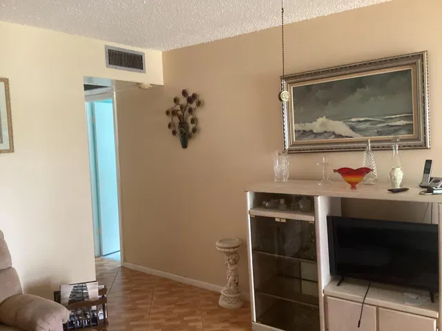  Unit 208 photo 19