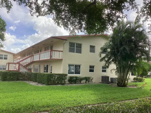  Unit 208 photo 23