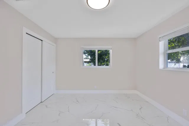 Residence photo 13