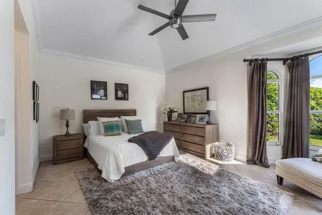 Residence photo 15