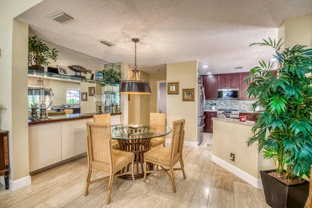 PGA National Palm Beach Gardens Unit 4 photo 11