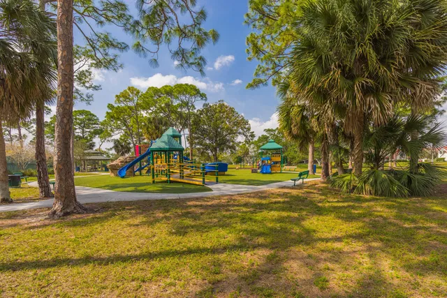PGA National Palm Beach Gardens Unit 4 photo 36