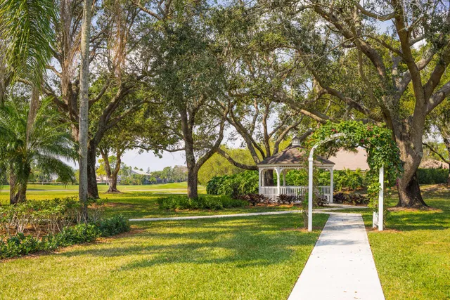 PGA National Palm Beach Gardens Unit 4 photo 38