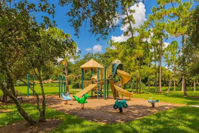 PGA National Palm Beach Gardens Unit 4 photo 52