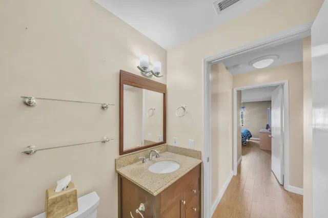 Residence photo 23
