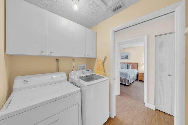 Residence photo 35