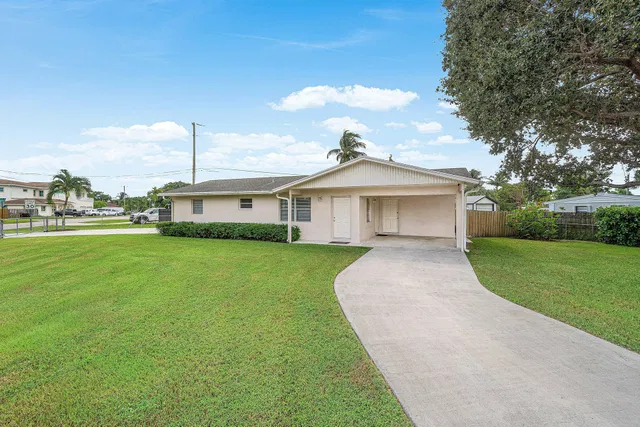 Residence photo 2