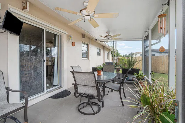 Residence photo 21