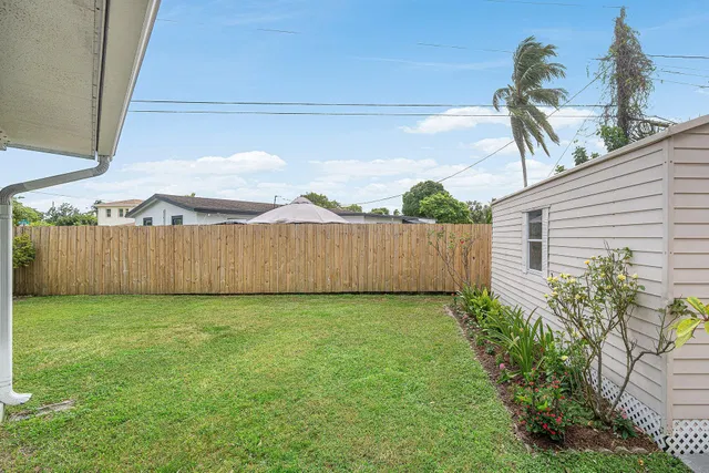 Residence photo 28
