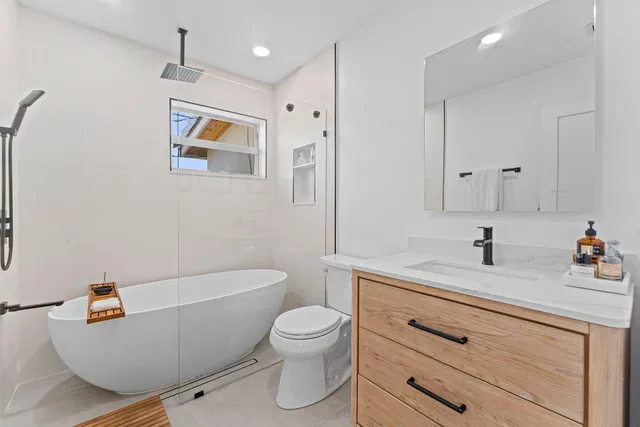  Residence photo 5