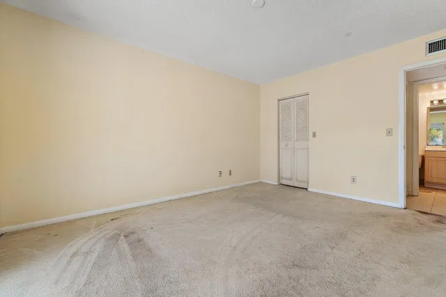 Unit 19-188 photo 9
