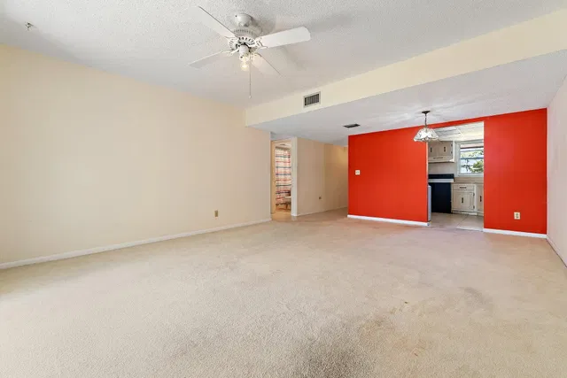 Unit 19-188 photo 14