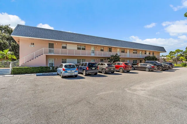 Unit 19-188 photo 28