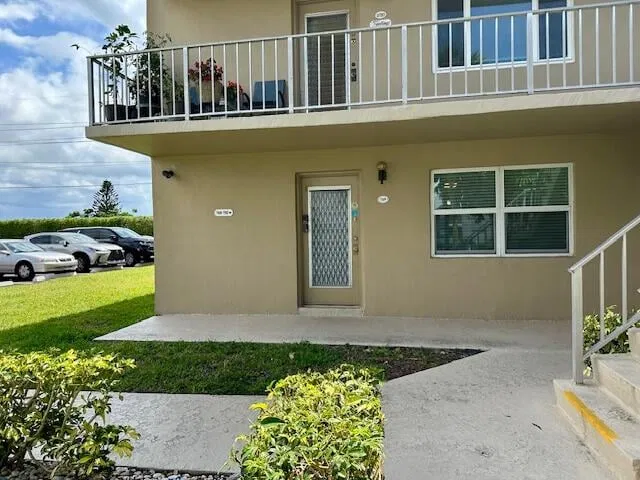 Residence photo 2