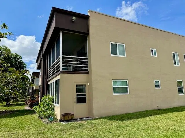 Residence photo 16