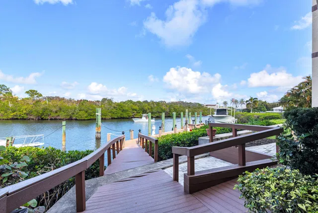 Jonathan's Landing Jupiter FL Residence photo 12