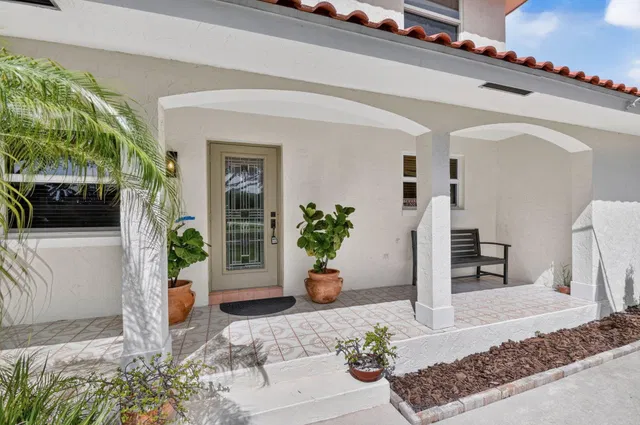 Residence photo 6
