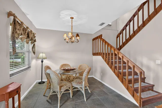 Residence photo 7