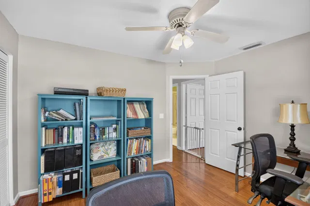 Residence photo 42