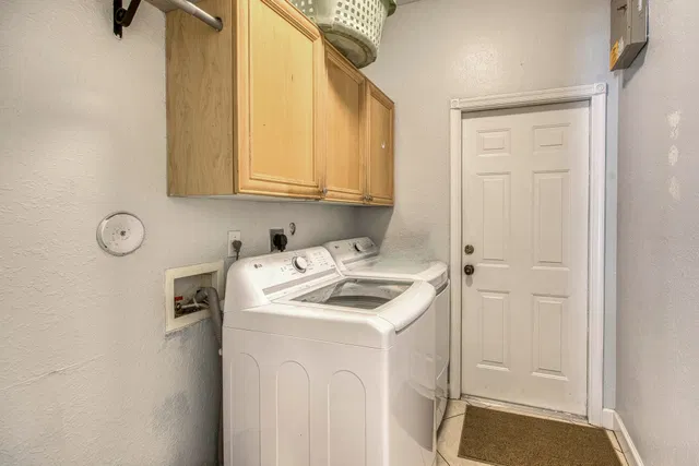 Residence photo 30