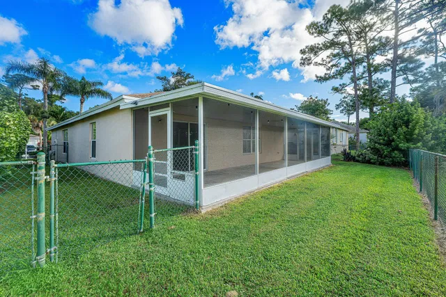 Residence photo 29