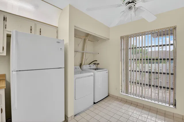 Residence photo 7