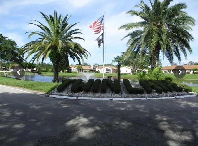  Unit F211 photo 20