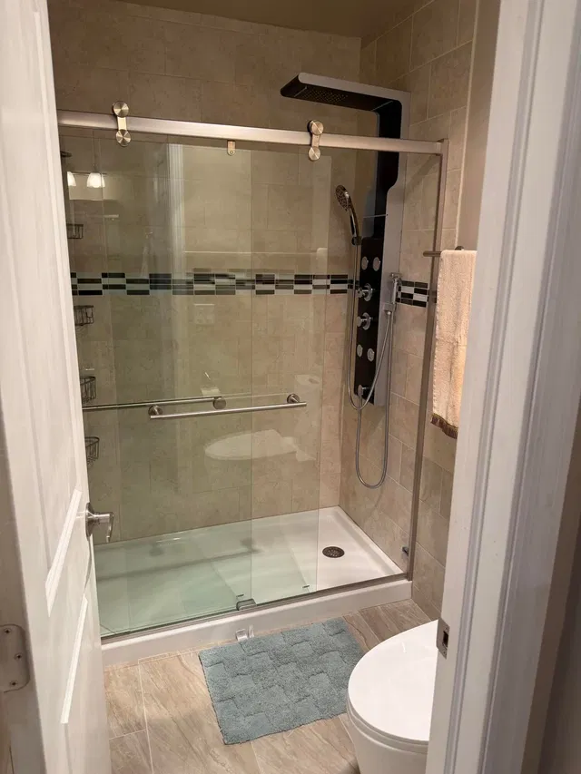 Unit 203 photo 11