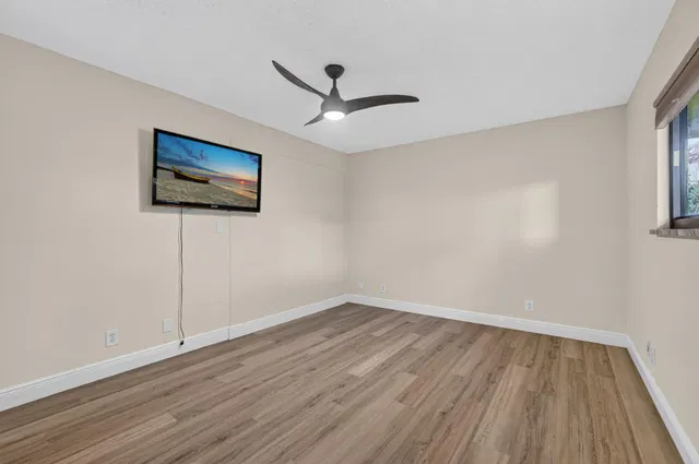  Residence photo 22