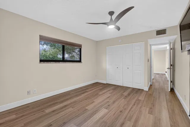  Residence photo 23