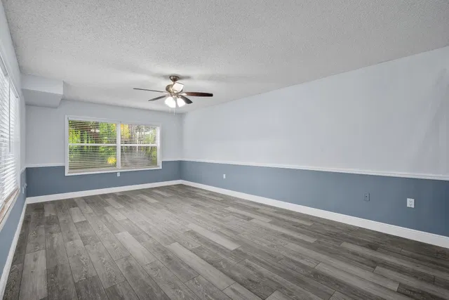  Residence photo 8