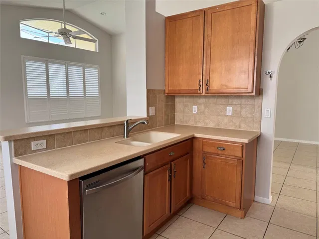 Residence photo 10