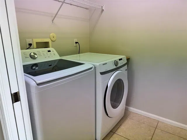 Residence photo 19