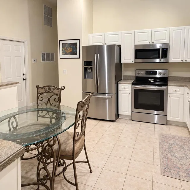 Residence photo 9