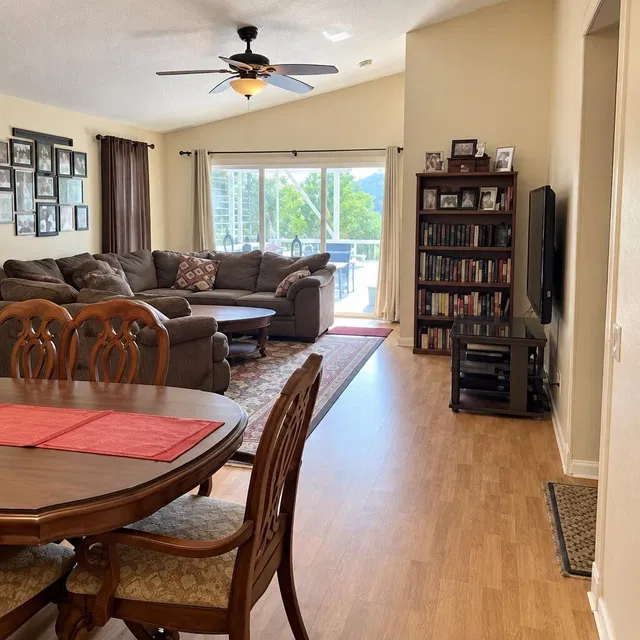 Residence photo 30