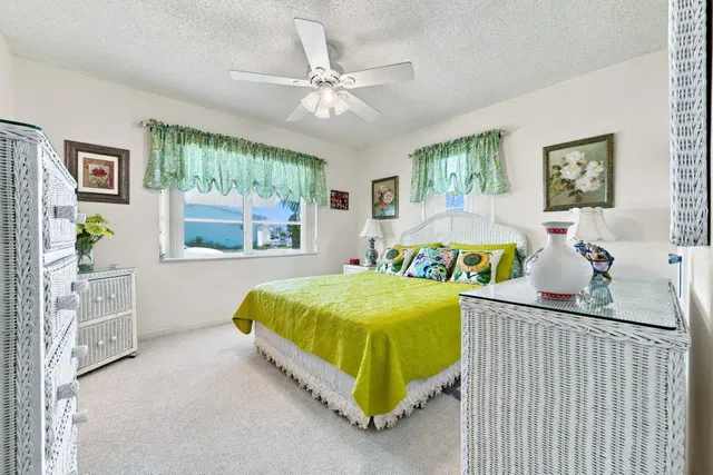  Residence photo 19
