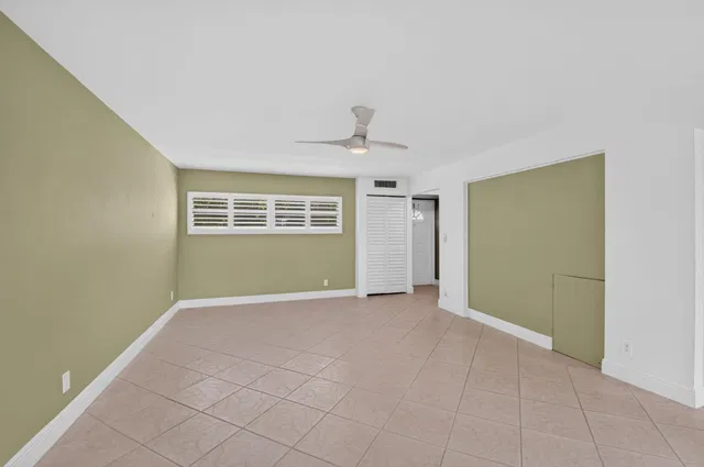  Unit 106C photo 11