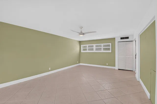  Unit 106C photo 12