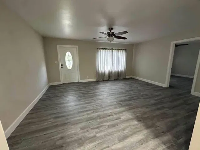 Residence photo 4